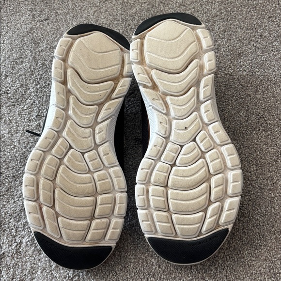 Skechers Black Mesh Sneakers with Rose Gold Trim Women 7.5 - Picture 2 of 4